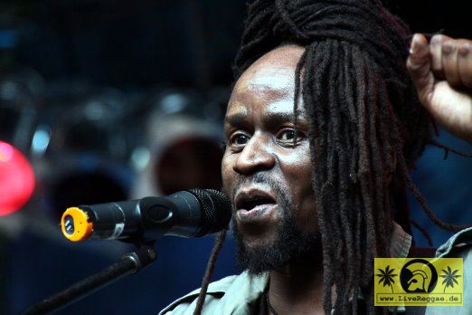 Jampara (RU) feat. Batalion and Burundi Drummers 17. Reggae Jam Festival, Bersenbrueck 07. August 2011 (5).JPG